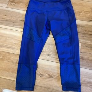 Zella workout capris size small